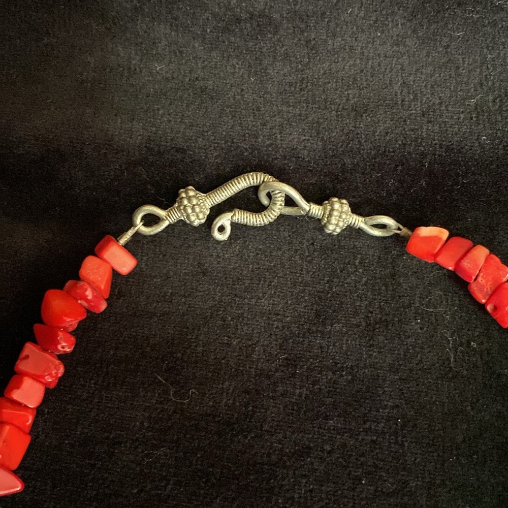 Red Coral Necklace with Fish Pendant - Picture 3 of 4